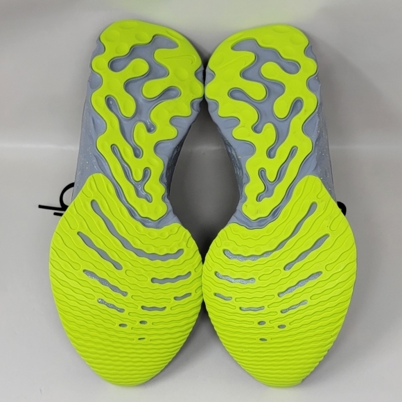 Nike React Infinity Run Flyknit 2 Violet Running Women Size Multi CT2423-500 New - Picture 10 of 10